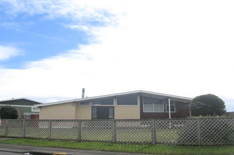 Photo of property in 30 Folkestone Drive, Flaxmere, Hastings, 4120