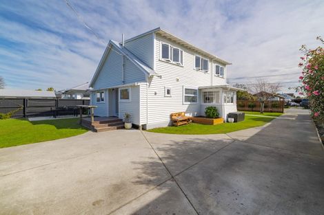 Photo of property in 40 Stapletons Road, Richmond, Christchurch, 8013