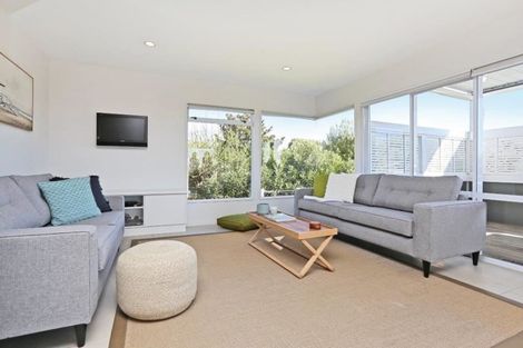 Photo of property in 8 Gilray Place, Waimarama, 4294