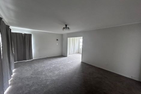 Photo of property in 39 Diana Drive, Glenfield, Auckland, 0627