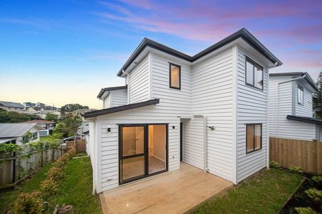 Photo of property in 13c Windermere Crescent, Blockhouse Bay, Auckland, 0600