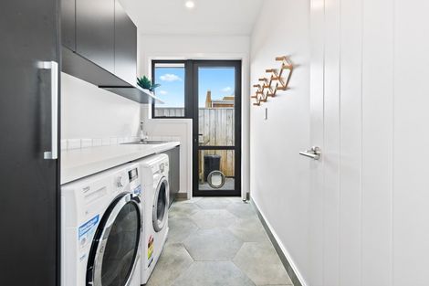 Photo of property in 35 Roy Hilton Drive, Flagstaff, Hamilton, 3210