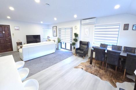Photo of property in 15a Lyren Place, Half Moon Bay, Auckland, 2012