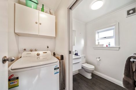 Photo of property in 240 Saint Aubyn Street, New Plymouth, 4310