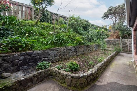 Photo of property in 62 Churton Drive, Churton Park, Wellington, 6037