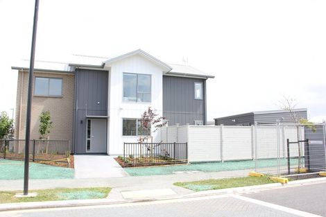 Photo of property in 69 Pepene Avenue, Takanini, 2112