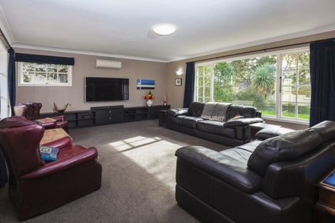 Photo of property in 6 Tuirau Place, Ilam, Christchurch, 8041