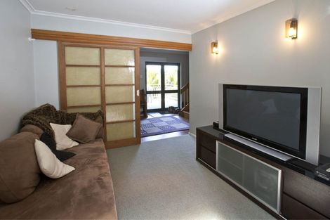 Photo of property in 102 Taylor Road, Waimauku, 0882