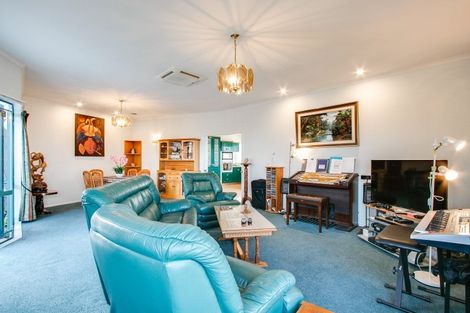 Photo of property in 15 Kavanagh Road, Hospital Hill, Napier, 4110