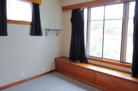 Photo of property in 1 Albert Street, Dannevirke, 4930