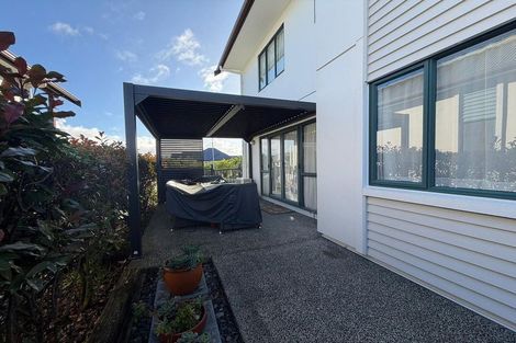 Photo of property in 129 Fernhill Way, Oteha, Auckland, 0632