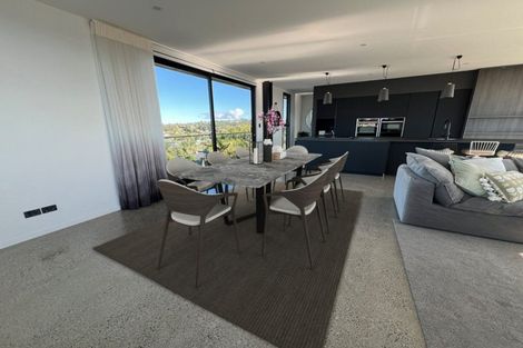 Photo of property in 11b Montgomery Avenue, Rothesay Bay, Auckland, 0630