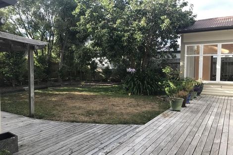 Photo of property in 15 Saint James Avenue, Boulcott, Lower Hutt, 5011