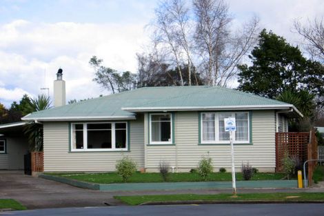 Photo of property in 15 Hartley Place, Awapuni, Palmerston North, 4412
