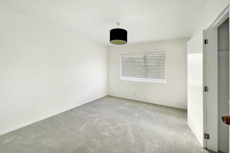 Photo of property in 1/12 Brookfield Road, Te Atatu Peninsula, Auckland, 0610