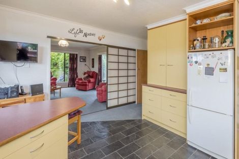 Photo of property in 158 Winchester Street, Levin, 5510