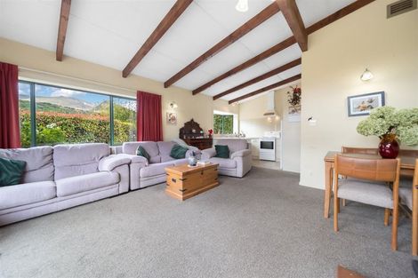 Photo of property in 2 Thomson Street, Arrowtown, 9302