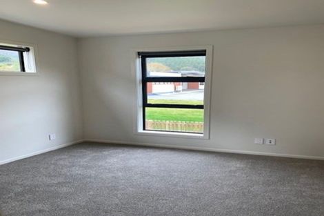 Photo of property in 9/370 Stokes Valley Road, Stokes Valley, Lower Hutt, 5019