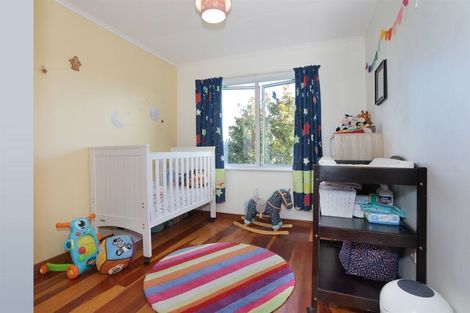 Photo of property in 25 Levin Street, Halcombe, Feilding, 4779