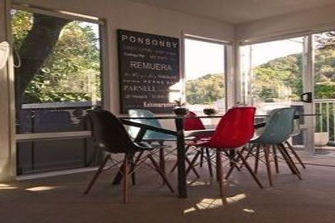 Photo of property in 6 Glentui Grove, Khandallah, Wellington, 6035