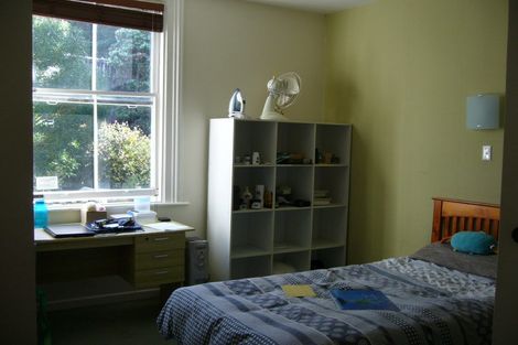 Photo of property in 2/25 Clifton Terrace, Kelburn, Wellington, 6012