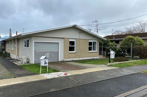 Photo of property in 2 Willow Avenue, Stoke, Nelson, 7011