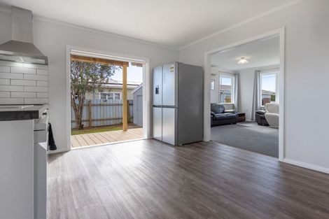 Photo of property in 8 Middlesex Street, Levin, 5510