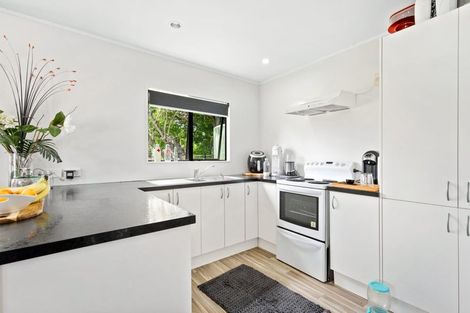 Photo of property in Peninsula Primary School, 61 Wharf Road, Te Atatu Peninsula, Auckland, 0610