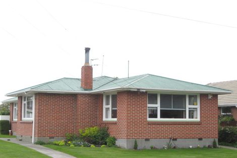 Photo of property in 45 Dunedin Street, Redwood, Christchurch, 8051