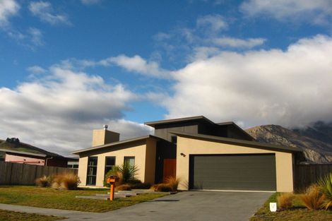 Photo of property in 30 Sylvan Street, Lake Hayes, Queenstown, 9304
