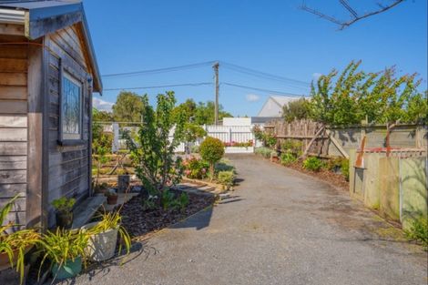 Photo of property in 5 Tararua Street, Paraparaumu, 5032