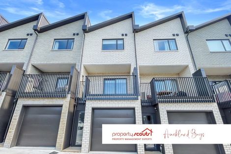 Photo of property in 3/28 Westgate Drive, Westgate, Auckland, 0614