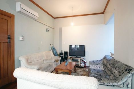 Photo of property in 5 Maurice Terrace, Te Aro, Wellington, 6011