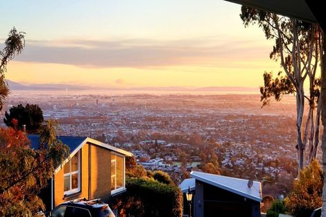 Photo of property in 1/7 Patchett Place, Cashmere, Christchurch, 8022