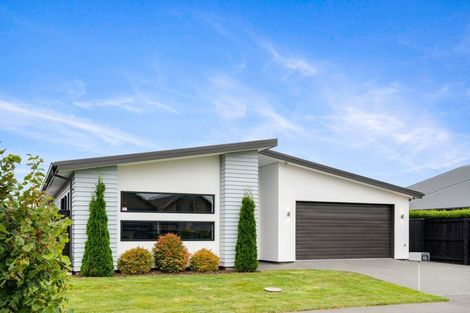 Photo of property in 40 Meyer Crescent, Halswell, Christchurch, 8025