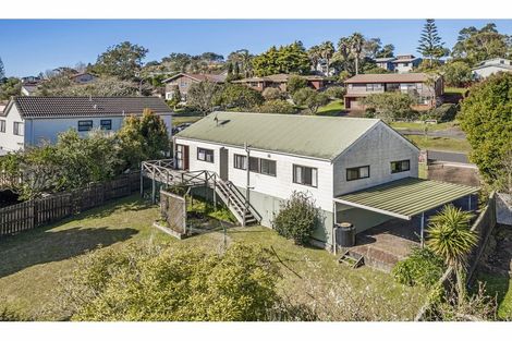 Photo of property in 56 Kennedy Avenue, Forrest Hill, Auckland, 0620