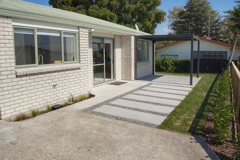 Photo of property in 17b Corinna Street, Welcome Bay, Tauranga, 3112