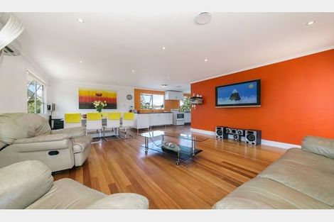 Photo of property in 73 Oreil Avenue, West Harbour, Auckland, 0618
