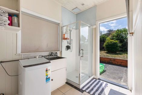 Photo of property in 4 Old Onerahi Road, Onerahi, Whangarei, 0110