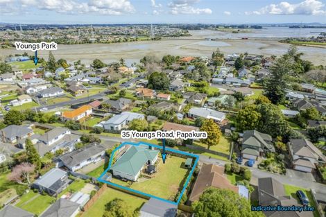 Photo of property in 35 Youngs Road, Papakura, 2110