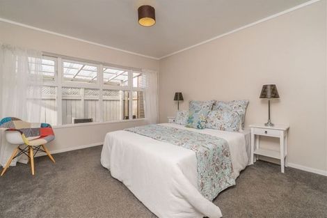 Photo of property in 4/188 Captain Springs Road, Onehunga, Auckland, 1061