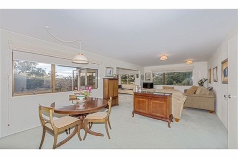 Photo of property in 2/3 Elgin Place, Red Beach, 0932