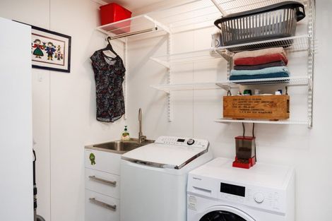 Photo of property in 5a Phillip Street, Terrace End, Palmerston North, 4410