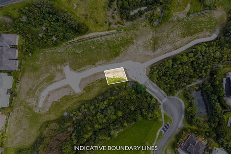 Photo of property in 16 Mcmenamin Place, Fairview Heights, Auckland, 0632