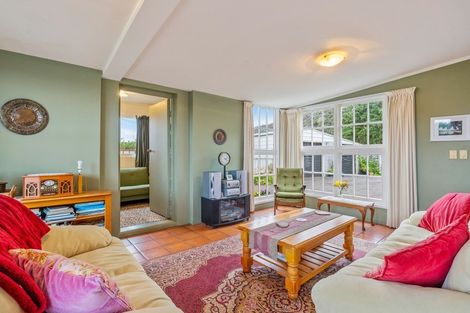 Photo of property in 69 Tilley Road, Paekakariki, 5034
