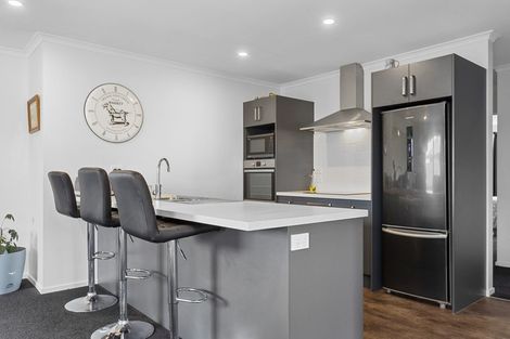 Photo of property in 62 Petries Road, Woodend, 7610