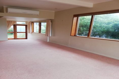 Photo of property in 96 Onslow Road, Khandallah, Wellington, 6035