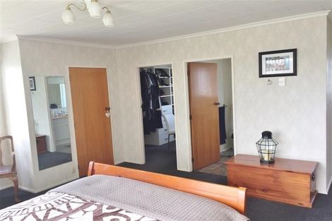 Photo of property in 6 Murch Place, Tawhero, Whanganui, 4500