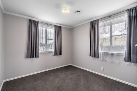 Photo of property in 75 Glenalmond Crescent, Rockdale, Invercargill, 9812