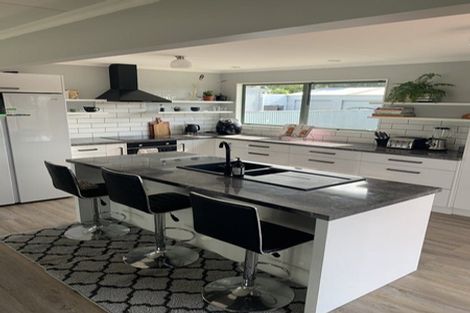 Photo of property in 79 Sutherland Crescent, Westbrook, Palmerston North, 4412